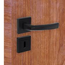 Nobel Planet Matsiyah Kare Rozetli Oda